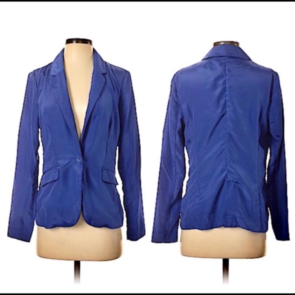 Dana Buchman Cobalt Blue blazer size 12 New Without Tag
